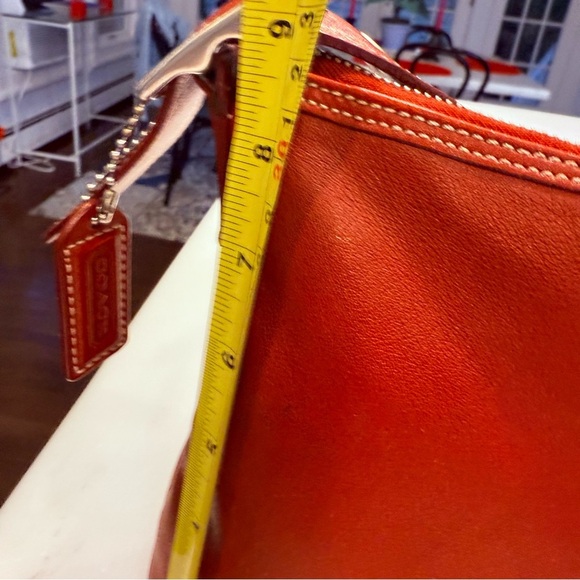 Coach VINTAGE Legacy Red Leather Crossbody Bag 9543 EUC Zip Close Adj Strap - Picture 12 of 16